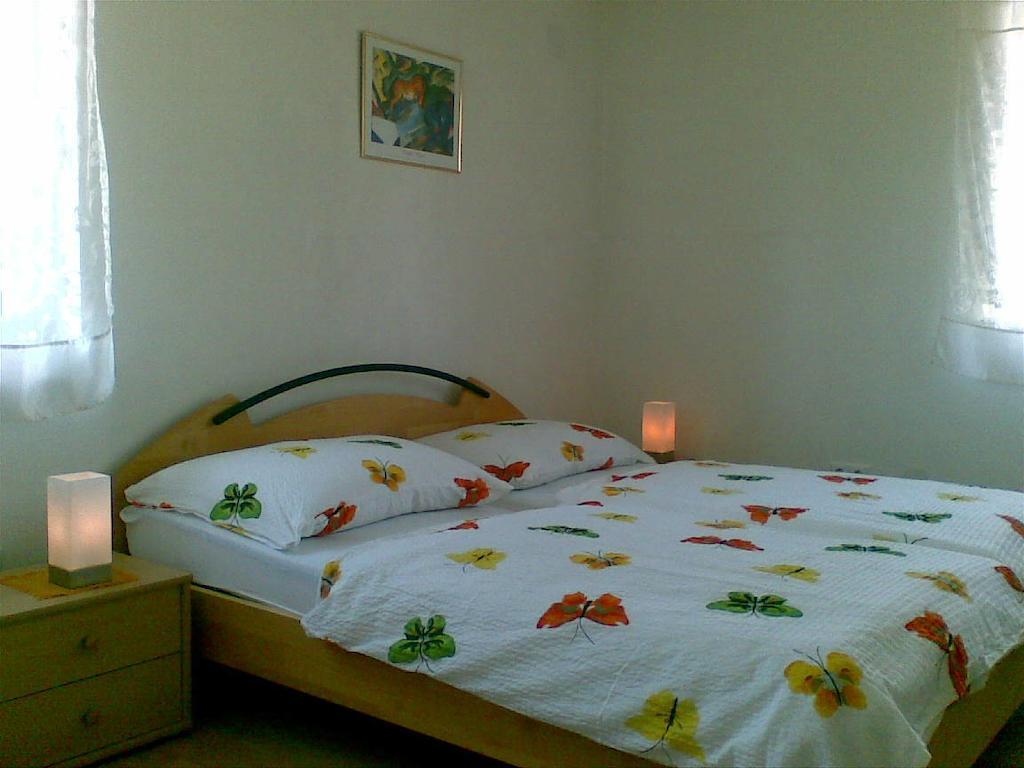 Apartments Krassnig Krumpendorf Szoba fotó